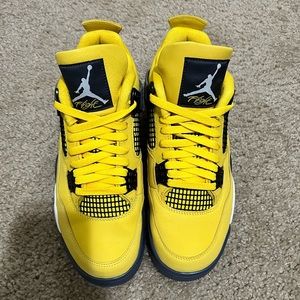 Air Jordan Retro 4 Lightning